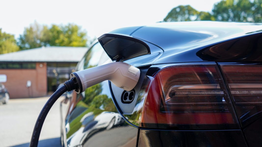 Federal Government Electric Vehicle Incentive